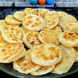 Puf Puf Kabaran Mini Börek Tarifi