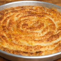 3 Yufkadan Çıtır Kol Böreği Tarifi