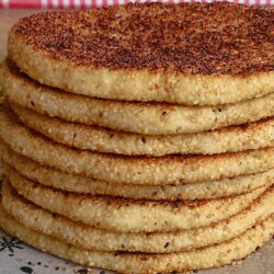 Yumuşacık Susamlı Çörek Tarifi