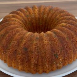 Harika Kabaran Yumuşacık Kek Tarifi