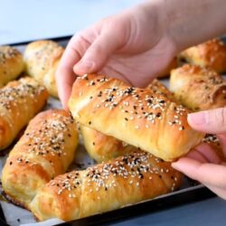 Hazır Yufkadan Ispanaklı Çıtır Börek Tarifi