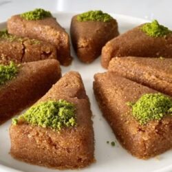 Şerbeti Kaynatılmayan Helva Tarifi