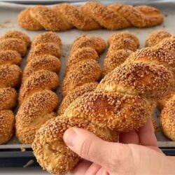 Ev Yapımı Mayalı Çıtır Çubuk Simit Tarifi