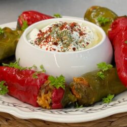 Lokum Gibi Pişen Biber Dolması Tarifi