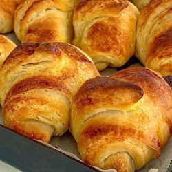 Puf Puf Yumuşacık Kruvasan Poğaça Tarifi