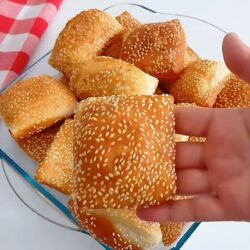 Yağ Çekmeyen Susamlı Hamur Kızartması Tarifi