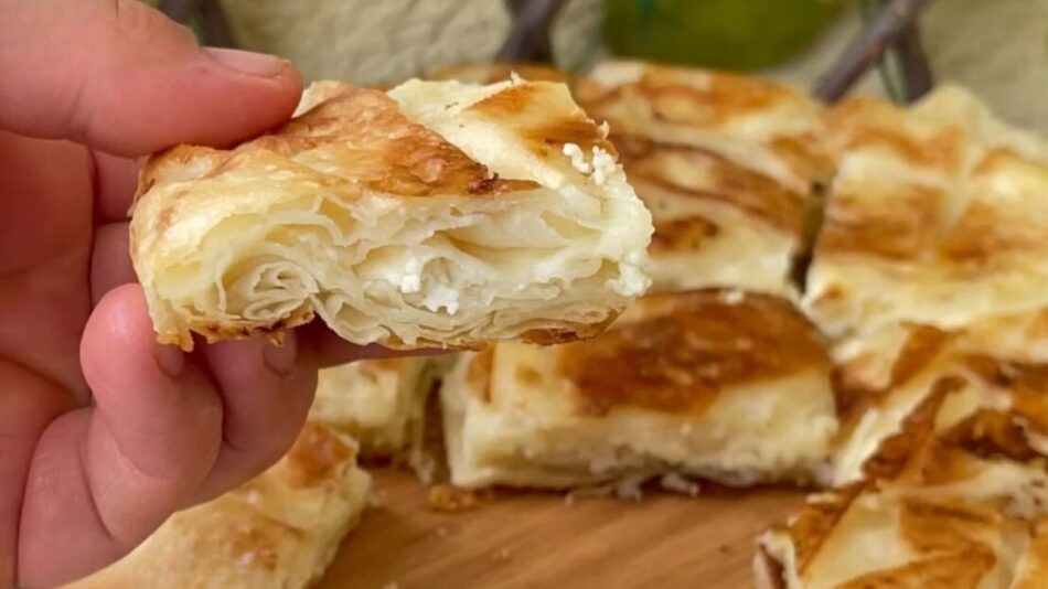 10 Dakikada Su Böreği Tadında Tava Böreği Tarifi
