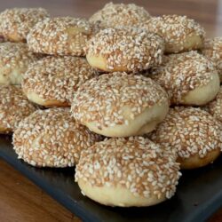 Ağızda Eriyen Kıyır Kıyır Tuzlu Kurabiye Tarifi