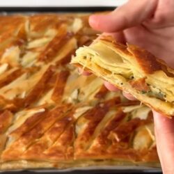 Kolay Ve Lezzetli Kat Kat Çıtır Börek Tarifi