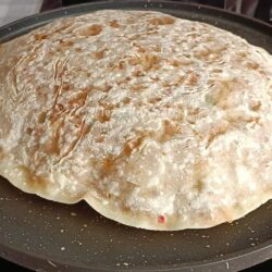 Lahmacun Tadında Kıymalı Gözleme Tarifi