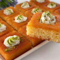 Tam Kıvamında İrmik Tatlısı Tarifi