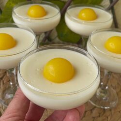Tam Kıvamında Portakal Jöleli Muhallebi Tarifi