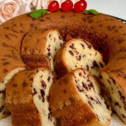 10 Dakikada Yumuşacık Karınca Kek Tarifi