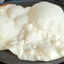 İpek Gibi Yumuşacık Lavaş Ekmeği Tarifi