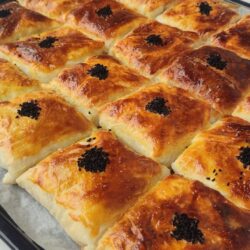 Kat Kat Çıtır Çıtır Bohça Börek Tarifi