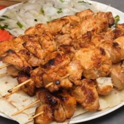 Tavada Mangal Tadında Tavuk Çöp Şiş Tarifi