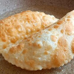 10 Dakikada Peynirli Çiğ Börek Tarifi