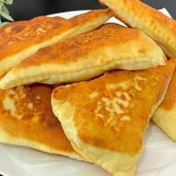 Mayasız Yumuşacık Yağ Çekmeyen Pişi Tarifi