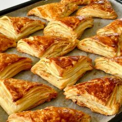 Milföy Gibi Kabardıkça Kabaran Çıtır Börek Tarifi