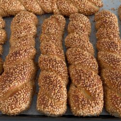 Ev Yapımı Çıtır Çıtır Çubuk Simit Tarifi
