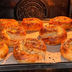 4 Adet Yufka İle Çıtır Rulo Börek Tarifi
