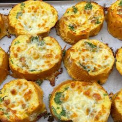 Fırında Kaşarlı Yumurtalı Ekmek Tarifi