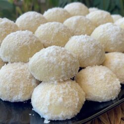 Pişmaniye Tadında Kartopu Kurabiyesi Tarifi