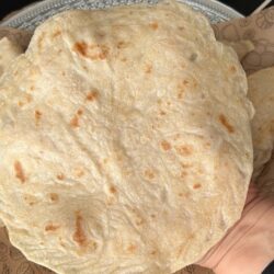 3 Malzeme İle Kolay Lavaş Tarifi