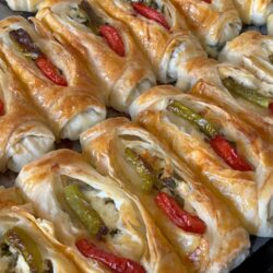 Çıtır Çıtır Peynirli Karnıyarık Böreği Tarifi