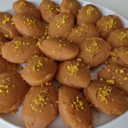 İpek Gibi Sütlü Un Helvası Tarifi