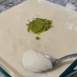 Sakız Gibi Kıvamıyla Kolay Sütlü Tatlı Tarifi