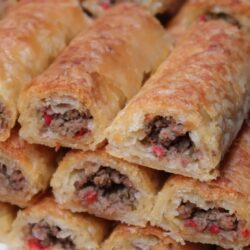 Baklavalık Yufkadan Kıymalı Çıtır Börek Tarifi