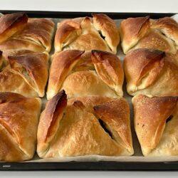En Kolay En lezzetli Ispanaklı Börek Tarifi