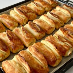 Kabardıkça Kabaran Mayasız Börek Tarifi