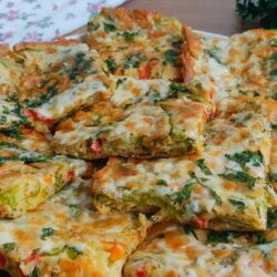 Pizzadan Daha Lezzetli Sebzeli Çörek Tarifi