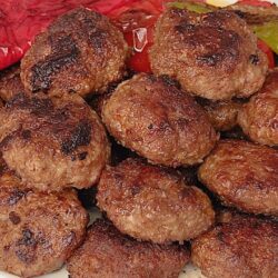 Püf Noktalarıyla Izgara Tadında Köfte Tarifi