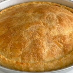 2 Bezeyle Tam 20 Kat Çıtır Börek Tarifi