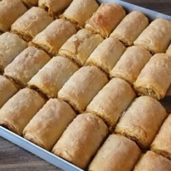 Hazır Yufkayla Unlu Çıtır Börek Tarifi