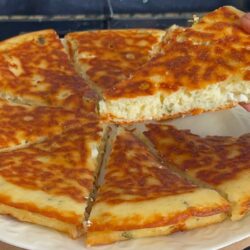 Kahvaltılık Pratik Börek Tarifi