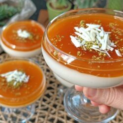 Karamel Soslu Muhallebili Tatlı Tarifi