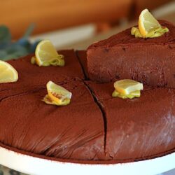 3 Malzeme İle Dünyanın En Kolay Tatlısı Tarifi