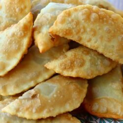 Anne Usulü Hakiki Çiğ Börek Tarifi