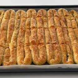 Anne Usulü Ispanaklı Çıtır Börek Tarifi