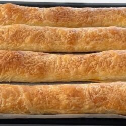 Püf Noktalarıyla Kat Kat Çıtır Börek Tarifi