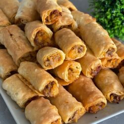 3 Yufka İle 1 Tepsi Dolusu Börek Tarifi