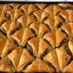 Kat Kat Çıtır Baklava Börek Tarifi