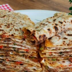 Lahmacun Tadında Mayasız Gözleme Tarifi
