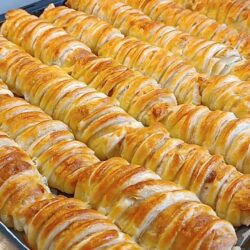 Milföylü Yufkalı Çıtır Börek Tarifi