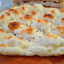 Taş Fırın Lezzetinde Pide Tarifi