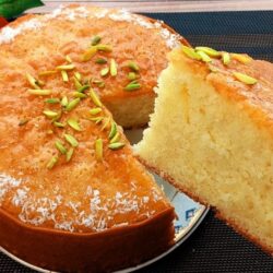 Yumuşacık Kabarmış Kek Tarifi
